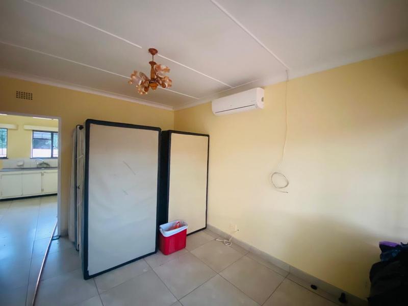 To Let 5 Bedroom Property for Rent in Kathu Northern Cape